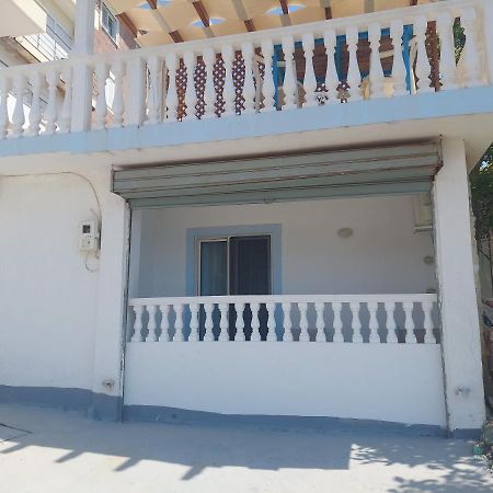 Petro'S Apartments Ksamil Esterno foto